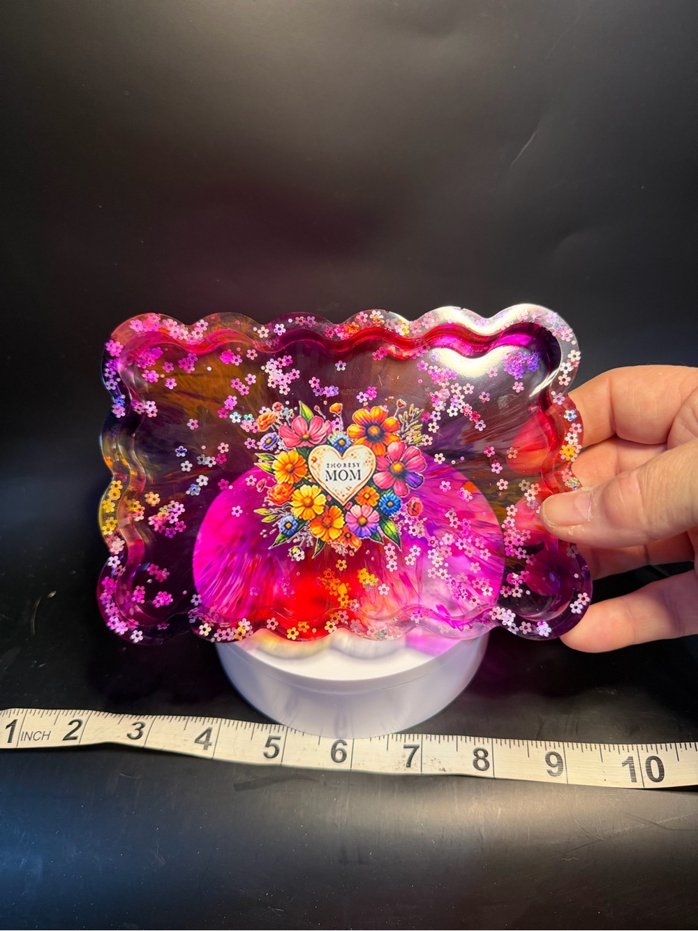 Floral 'Lovestay Mom' Decorative Resin Tray - Pink & Purple